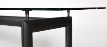 null Le Corbusier (dit)- Charles-Édouard Jeanneret (1887-1965)
Table posant sur un...