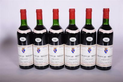 null 6 Blles	CH. MILLET	Graves	1985
	Et. impeccables. N : 4 bas goulot/limite haut...