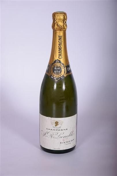 null 1 Blle	Champagne A. R. LENOBLE Brut Blanc de Blancs 		NM
	Et. un peu tachée....