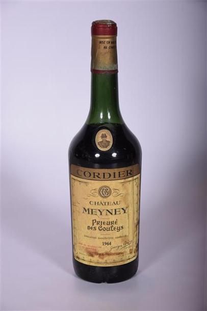 null 1 Blle	CH. MEYNEY	St Estèphe	1964
	Et. tachée mais parfaitement lisible. N :...