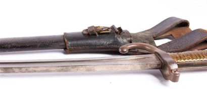 null Sabre-baïonnette CHASSEPOT modèle 1866, lame yatagan de 57,5 cm marquée sur...