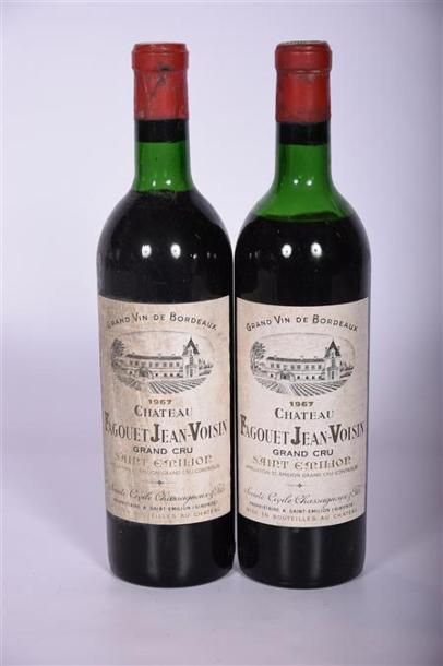 null 2 Blles	CH. FAGOUET JEAN-VOISIN	St Emilion GC	1967
	Et.: 1 un peu tachée, 1...