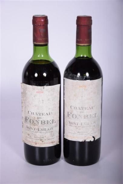 null 2 Blles	CH. DE FONBEL	St Emilion 	1979
	Et. très fanées et tachées mais lisibles....