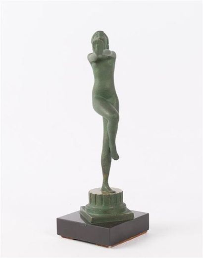 null ZELIKSON Serge (1860-1966), d'après

La tentation

Bronze à patine verte

Signé...