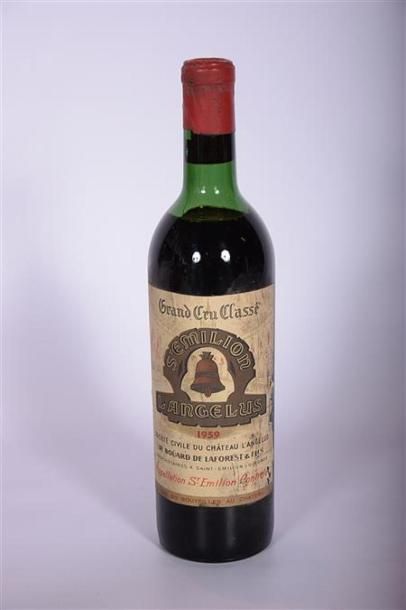 null 1 Blle	CH. L'ANGÉLUS	St Emilion GCC	1959
	Et. fanée et tachée et un peu déchirée...