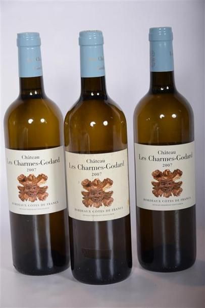 null 3 Blles	CH. LES CHARMES-GODARD	Côtes de Francs blanc	2007
	Et.: 2 impeccables,...