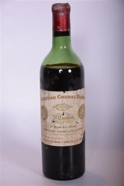 null 1 Blle	CH. CHEVAL BLANC	St Emilion 1er GCC	1957
	Et. fanée, tachée et un peu...