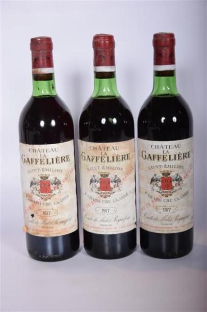 null 3 Blles	CH. LA GAFFELIÈRE	St Emilion 1er GCC	1977
	Et. fanées, tachées (quelques...