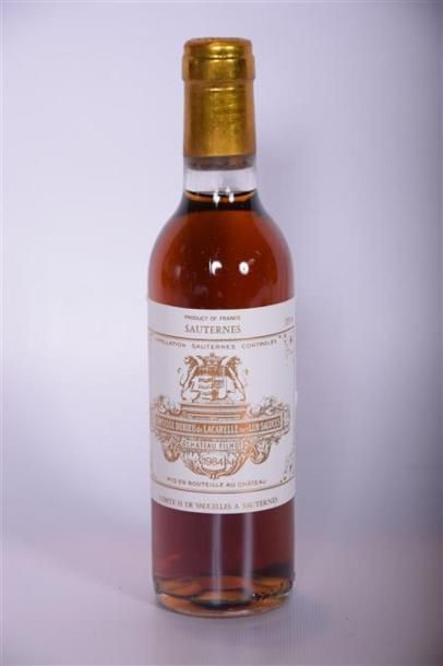 null 1 Demie	CH. FILHOT	Sauternes 1er CC	1984
	Et. impeccable. N : bas goulot.		...