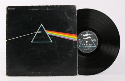 null PINK FLOYD - The dark side of the moon
1 Disque 33T sous pochette et chemise...