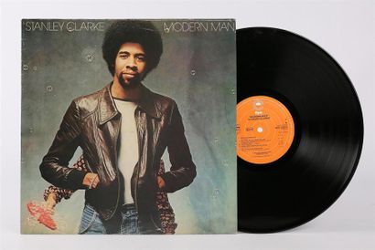 null STANLEY CLARKE - Modern Man
1 Disque 33T sous pochette et chemise à rabat cartonnée
Label...