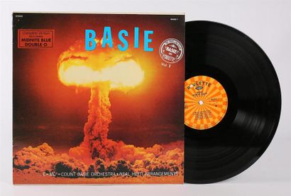 null BASIE - Basie on Roulette Vol 1 
1 Disque 33T sous chemise cartonnée (sans pochette)
Label...