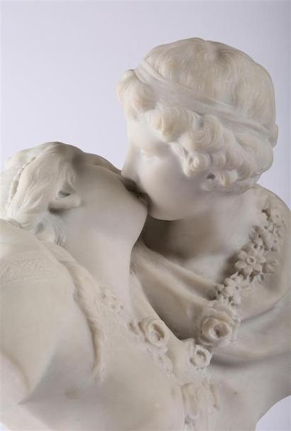 null HOUDON Jean Antoine (1741-1828), d'après
Le baiser
Sculpture en marbre blanc...