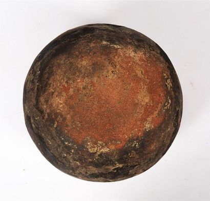 null Pot en terre cuite à deux anses
Probablement Colombie
Haut. : 11,5 cm - Larg....
