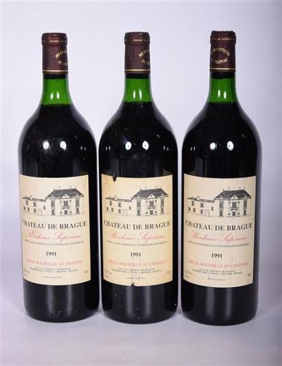 null 3 Mags	CH. DE BRAGUE	Bordeaux Sup.	1991	
	Et. légèrement tachées (2 petits accrocs)....