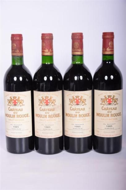 null 4 Blles	CH. DU MOULIN ROUGE	Haut Médoc CB	1985
	Et. légèrement tachées. N :...