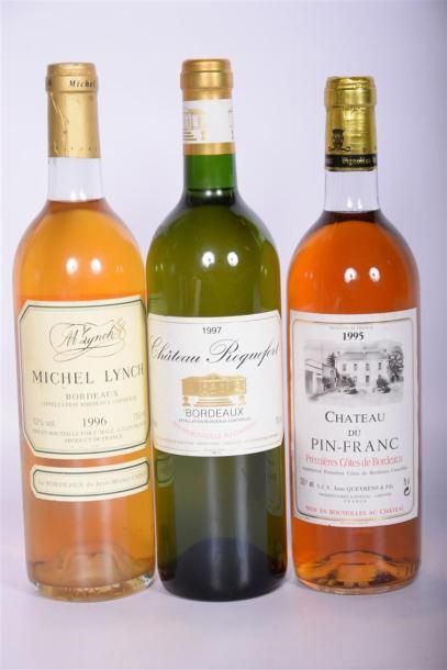 null Lot de 3 blles comprenant :		
1Blle	MICHEL LYNCH mise nég.	Bordeaux blanc	1996
1...