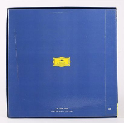 null HAYDN - DIE SCHOPFUNG 
Herbert von Karajan 
Coffret - 2 Disques 33T sous pochettes...