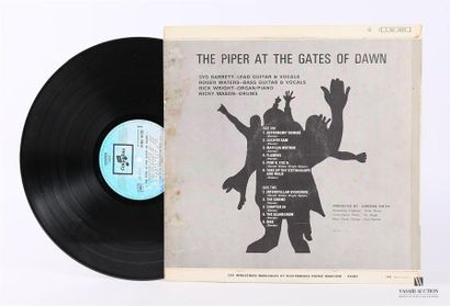 null PINK FLOYD - The piper at the gates of dawn
1 Disque 33T sous pochette et chemise...