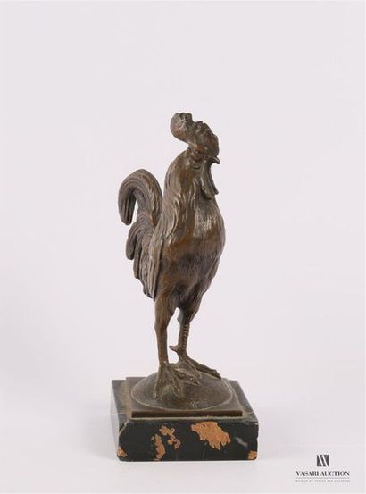 null Sujet en bronze figurant un coq, contre socle de marbre noir veiné
(petits éclats...