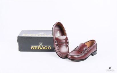 null SEBAGO (junior) - Mocassin en cuir bordeaux - Semelle extérieure en cuir avec...