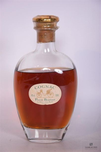 null 1 Carafe	Cognac X. O. mise Pierre BOUTINET		
	70 cl - 40°. Et. légèrement usée....
