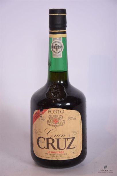 null 1 Blle	Porto GRAN CRUZ Tawny 10 ans d'âge		
	mis en bouteille en 1978. 75cl...
