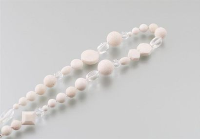 null Collier en perles de cristal de roche et de bambou des mers blanc de formes...