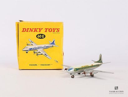 null DINKY TOYS (France)
Vickers "Viscount" - 60E
Boite d'origine
(oxydations hélices...