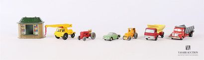 null Lot de véhicules miniatures comprenant un Taylor Jumbo crane Matchbox N°11 Lesney,...
