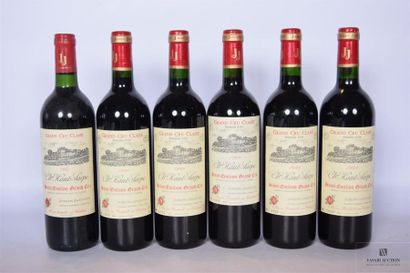 null 6 Blles	CH. HAUT SARPE	St Emilion GCC	
	5 blles de 1999, 1 blle de 1992.		
	Et....