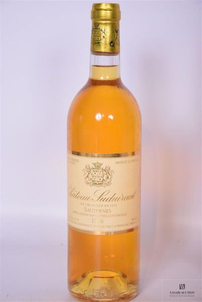 null 1 Blle	CH. SUDUIRAUT	Sauternes 1er CC	1996
	Et. à peine tachée. N : mi goul...