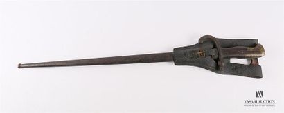 null Baïonnette GRAS modèle 1874, superbe lame de 52 cm, signée sur le dos plat Mre...