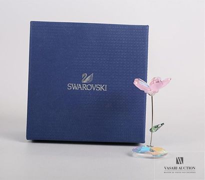 null SWAROVSKI
Fleur en cristal facetté et métal dans son coffret d'origine
Haut....
