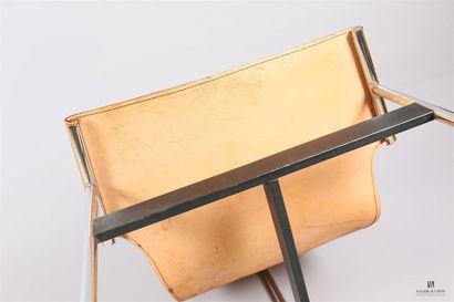 null KATAVOLOS William (né en 1924)
Paire de chaises, modèle T-Chair, le dossier...
