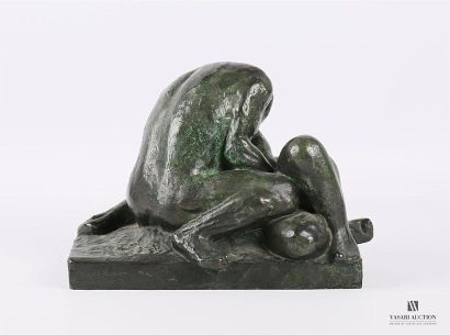 null GUYOT Georges Lucien (1885-1973) ?
Homme tenant sa femme mourante
Cuivre à patine...