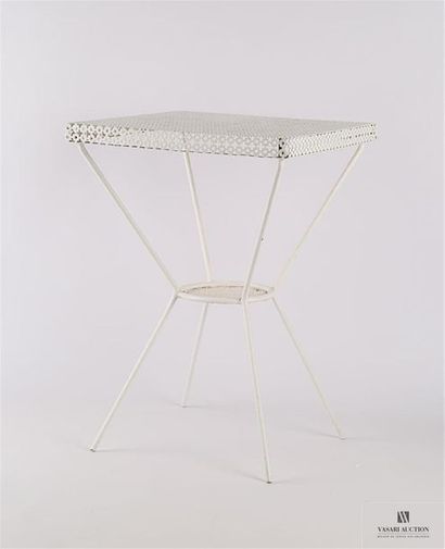null MATEGOT Mathieu (1910-2001) 
Table en tôle perforé blanc, le plateau de forme...