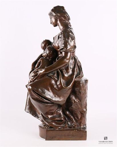 null DUBOIS Paul (1829-1905), d'après
La Charité
Bronze à patine brune
Marqué "Fondeur...