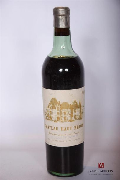 null 1 Blle	CH. HAUT BRION	Graves 1er GCC	1944
	Mention sur l'étiquette "Produce...