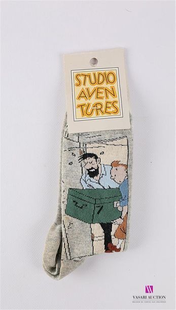 null HERGÉ - Studio aventures 
Paire de chaussettes " Coke en Stock" grise
Taille...