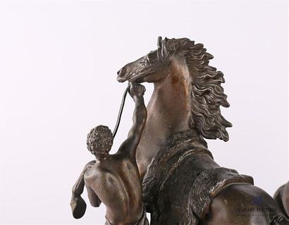 null COUSTOU Guillaume (1677-1746), d'après
Les chevaux de Marly
Paire de sujets...