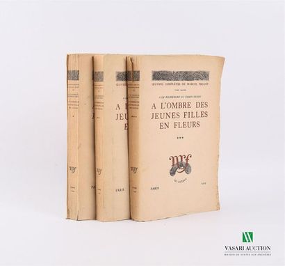 null PROUST - A l'ombre des jeunes filles en fleurs - Paris Gallimard NRF 1929 -...