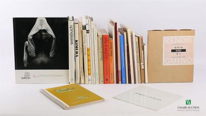null [ARTISTES MONOGRAPHIES - ARTS]
Lot de 28 volumes : 
JUIN Hubert - André Masson...