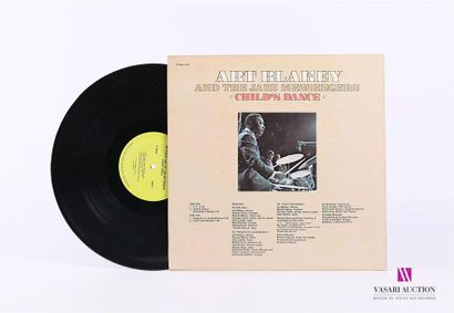 null ART BLAKEY AND THE JAZZ MESSENGERS - Child's dance
1 Disque 33T sous pochette...