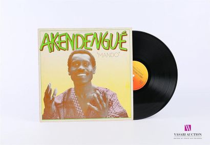 null AKENDENGUE - Mando
1 Disque 33T sous pochette cartonnée 
Label : CBS - 25355
Fab....