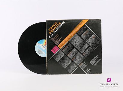 null JJ JOHNSON - Proof positive
1 Disque 33T sous pochette cartonnée 
Label : MCA...
