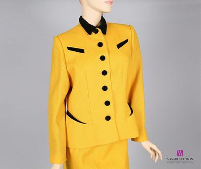 null EMMANUELLE KAHN
Tailleur jupe en laine jaune et noir
Taille 40