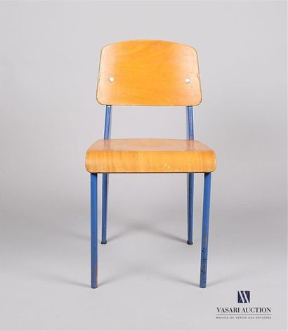 null PROUVE Jean (1901 - 1984) - Chaise métropole no 305. 1950
Structure à piétement...