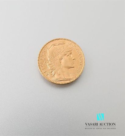 null Une pièce en or de 20 Frcs République Française 1901
Poids : 6,44 g