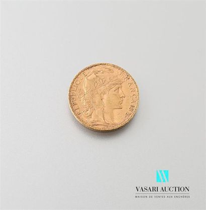null Une pièce en or de 20 Frcs République Française 1904
Poids : 6,45 g